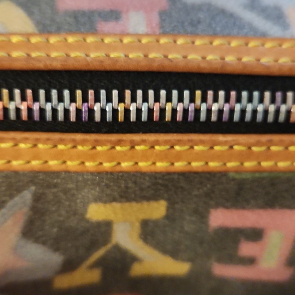 Dooney Rainbow Zipper - Picture 10 of 10
